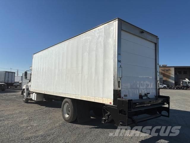 Hino 268 Camion frigorifique