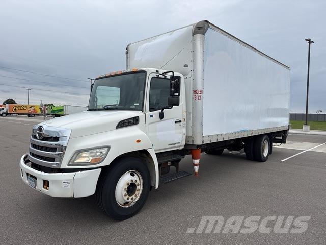 Hino 268 Camion Fourgon