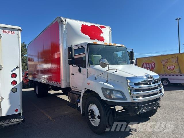 Hino 268 Camion Fourgon