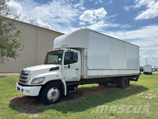 Hino 268 Camion Fourgon