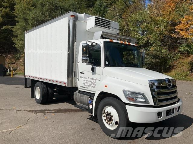 Hino 268 Camion frigorifique