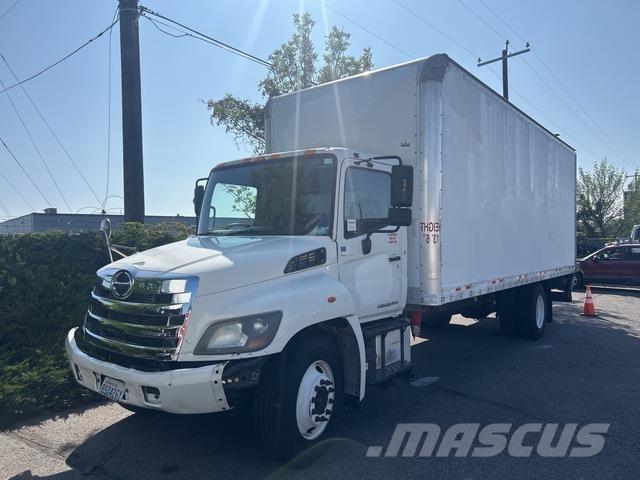 Hino 268 Camion Fourgon
