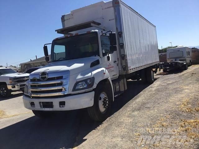 Hino 338 Camion Fourgon