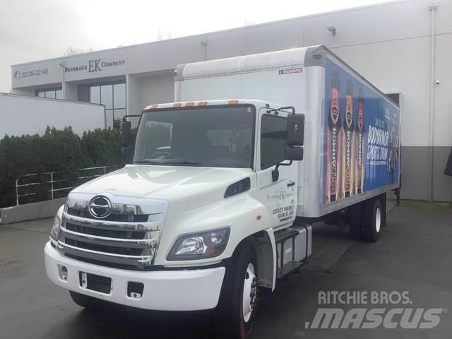 Hino 338 Camion Fourgon