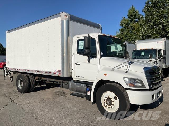 Hino 338 Camion Fourgon