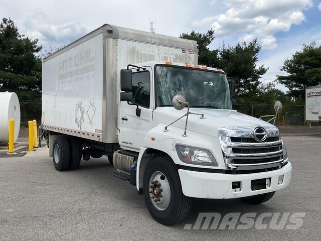 Hino 338 Camion Fourgon