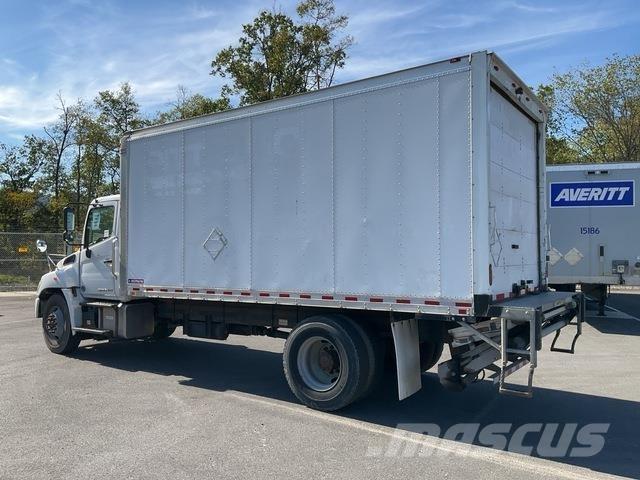 Hino 338 Camion Fourgon