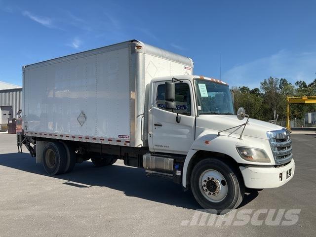 Hino 338 Camion Fourgon