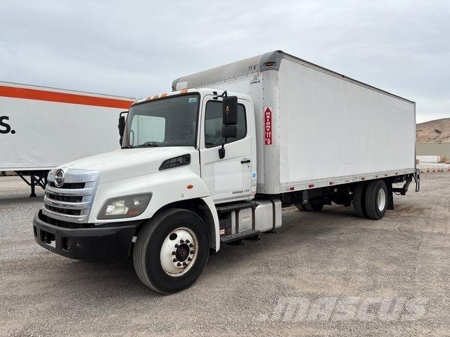 Hino 338 Camion Fourgon
