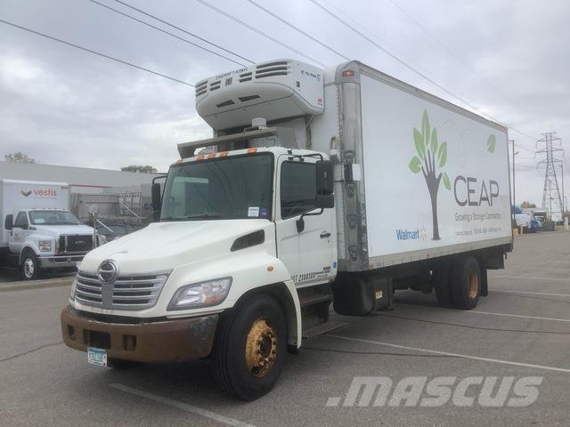 Hino 338 Camion frigorifique