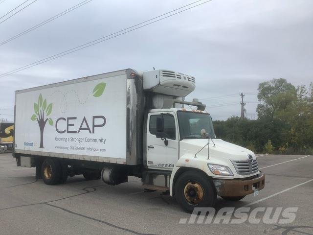 Hino 338 Camion frigorifique