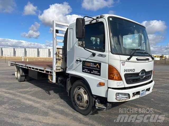 Hino 6D1J Camion plateau