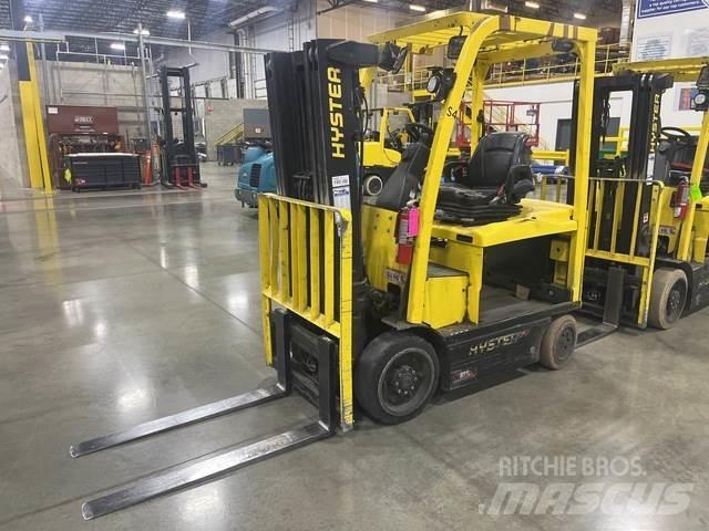 Hyster E50XN Chariots élévateurs électriques