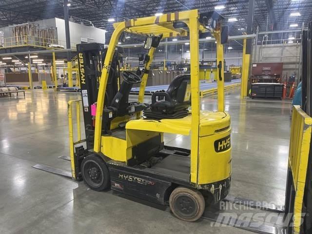 Hyster E50XN Chariots élévateurs électriques