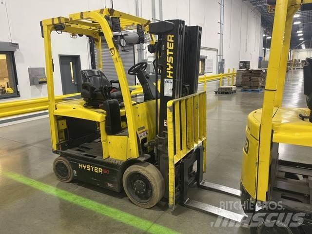 Hyster E50XN Chariots élévateurs électriques