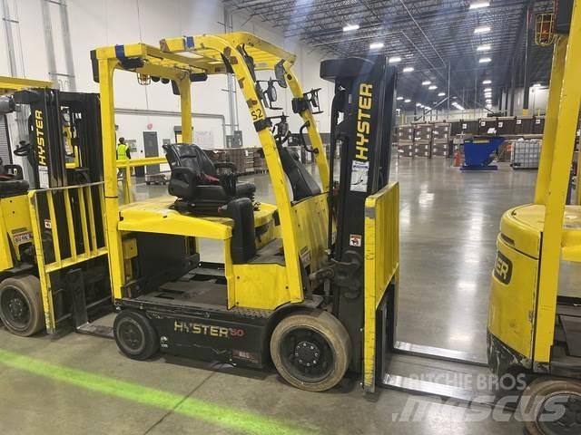 Hyster E50XN Chariots élévateurs électriques