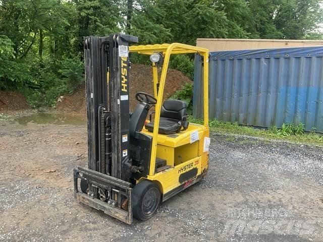 Hyster J35ZT Chariots élévateurs électriques