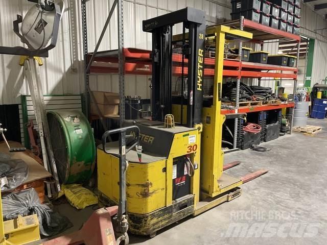 Hyster R30XMS Chariots élévateurs électriques