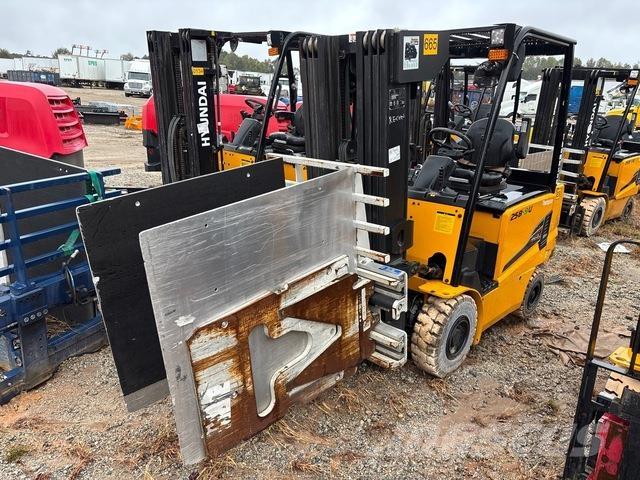 Hyundai 25B-9U Chariots élévateurs électriques