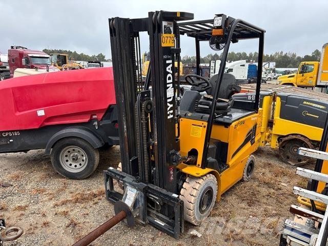 Hyundai 25B-9U Chariots élévateurs électriques