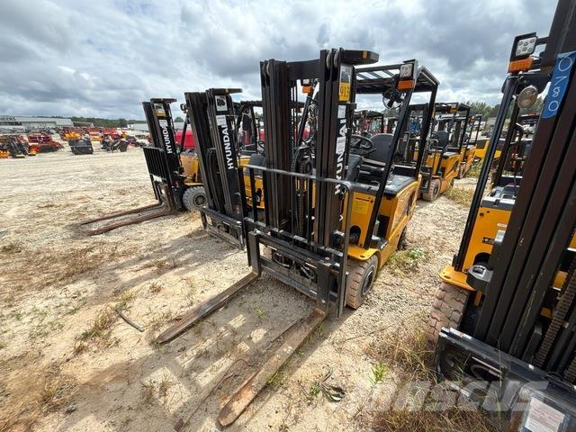 Hyundai 25B-9U Chariots élévateurs électriques