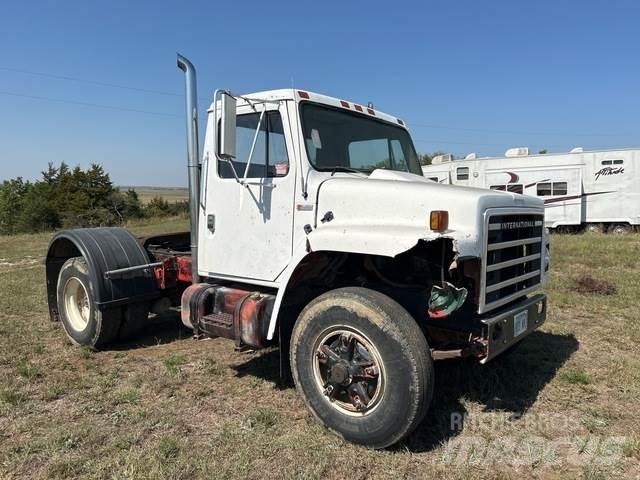 International  Tracteur routier