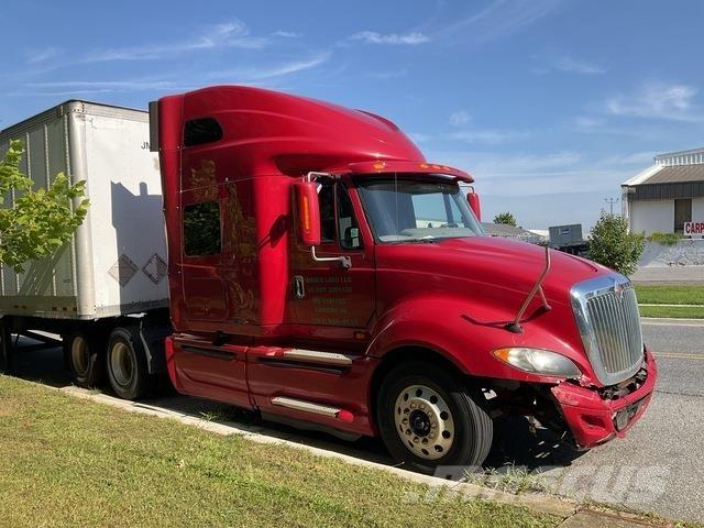 International  Tracteur routier