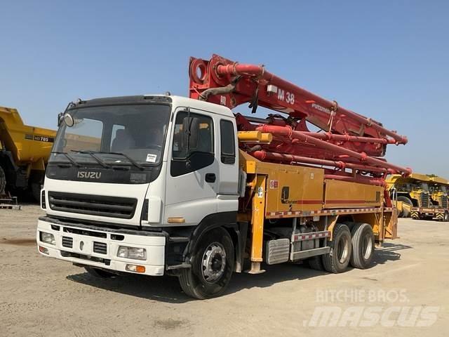 Isuzu  Pompe à béton