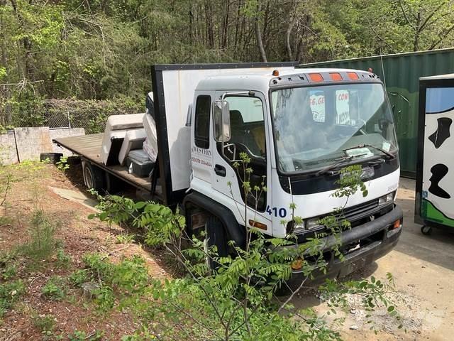 Isuzu  Camion plateau