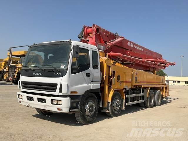 Isuzu CXH50T Pompe à béton