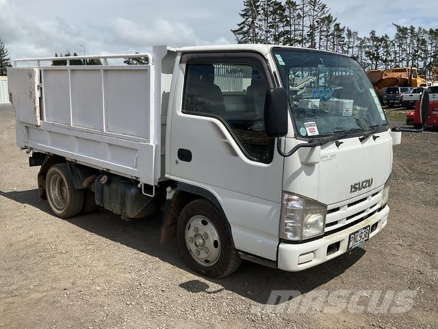 Isuzu ELF Camion benne