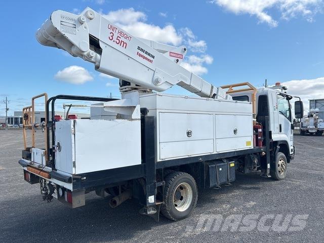 Isuzu FRR600 Camion nacelle