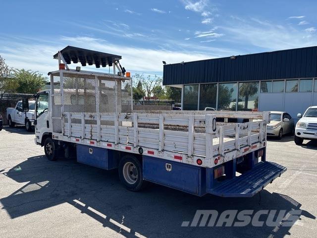 Isuzu NPR Camions et véhicules municipaux