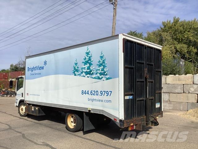 Isuzu NPR Camion Fourgon