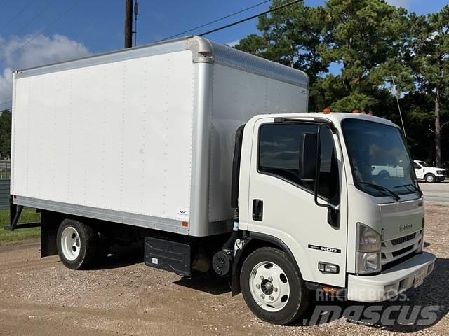 Isuzu NQU Camions et véhicules municipaux