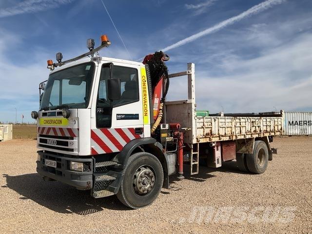 Iveco 170E23 Camion plateau ridelle avec grue