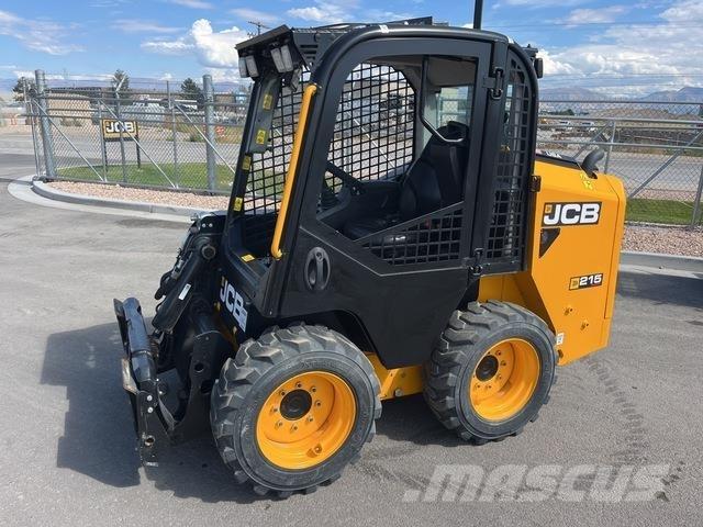 JCB 215 Chargeuse compacte