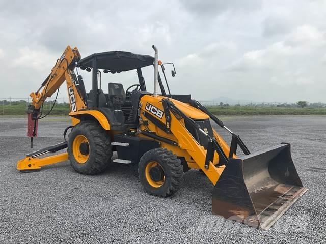 JCB 3CXR14L4CE Tractopelle
