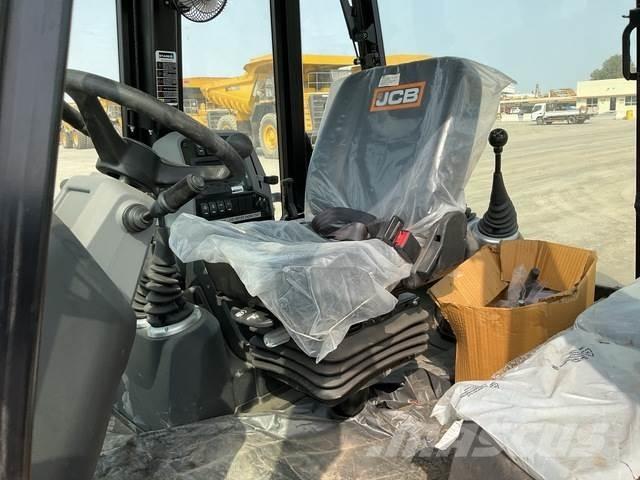 JCB 3DX Tractopelle