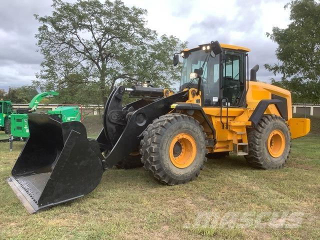 JCB 457 ZX T4F Chargeuse sur pneus