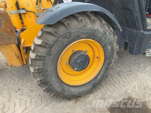 JCB 535-125 Chariot télescopique
