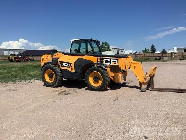JCB 535-140 Chariot télescopique