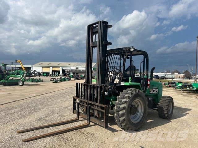 JCB 930 Chariot tout terrain