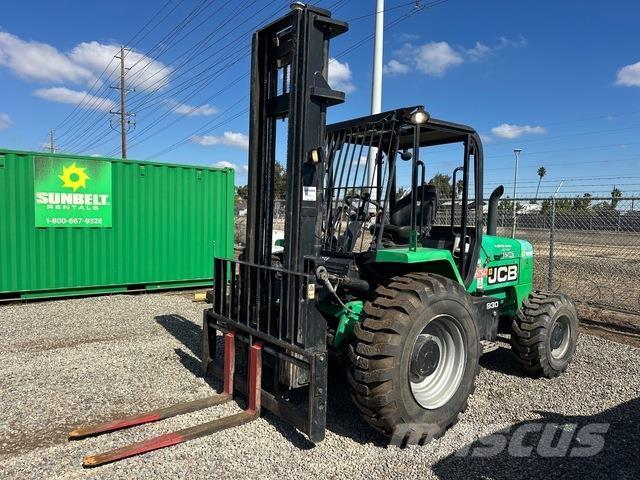 JCB 930 Chariot tout terrain