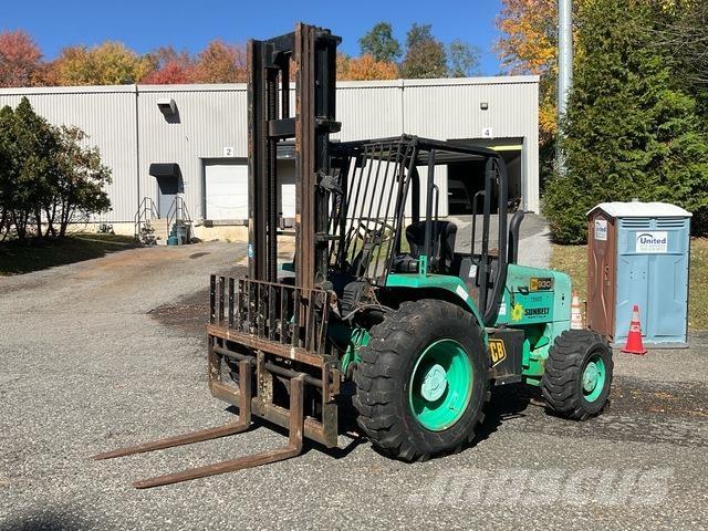 JCB 930 Chariot tout terrain