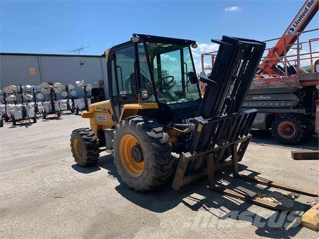 JCB 930-4 Chariot tout terrain