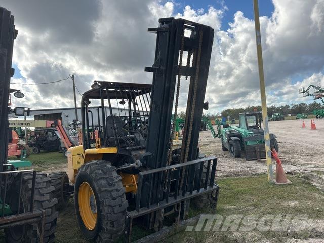 JCB 940-4 T4 Chariot tout terrain
