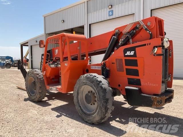 JLG 10042 Chariot télescopique