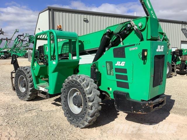 JLG 10042 Chariot télescopique