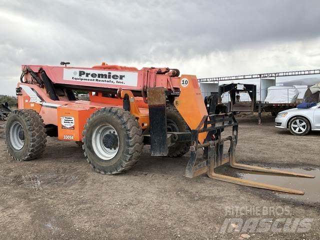 JLG 10054 Chariot télescopique